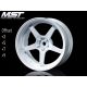 MST 1:10 GT On-Road 26mm Ofszet állítható, 5 küllős fehér felni 4 db