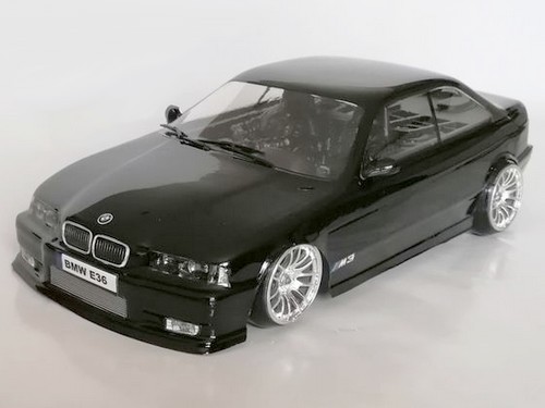 BMW E36 1:10 méretarányú festetlen karosszéria